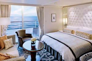 Crystal Cruises - Crystal Serenity - Penthouse Suite with Verandah _1_.jpg